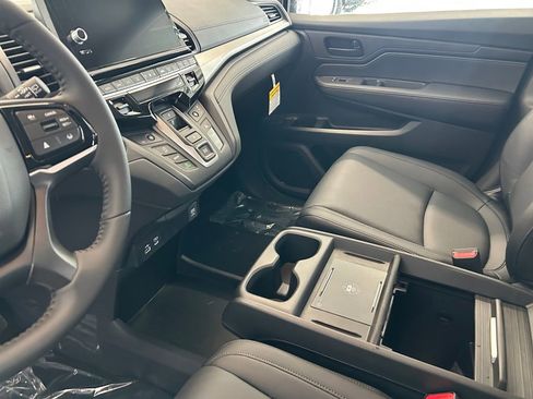 New 2026 Honda Odyssey EX-L image 11