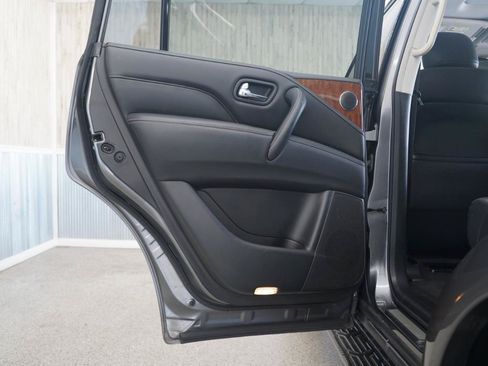 Used 2019 INFINITI QX80 Luxe RWD image 36