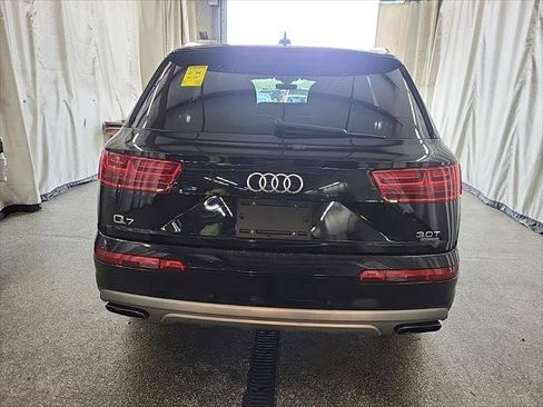 Used 2017 Audi Q7 3.0T Prestige image 8