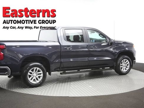 Used 2022 Chevrolet Silverado 1500 LT AWD/4WD image 42