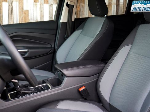 Used 2018 Ford Escape SE image 13