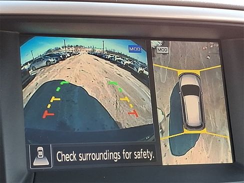 Used 2020 Nissan Pathfinder SL image 19