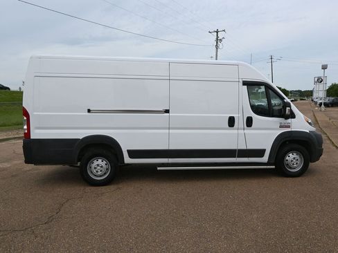 Used 2017 RAM ProMaster 3500 w/ Interior Convenience Group image 6