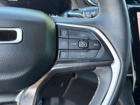 Used 2023 Jeep Grand Cherokee Limited RWD image 21