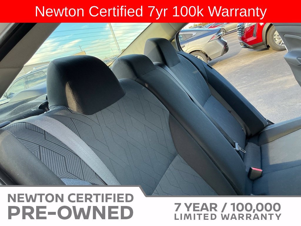 Used 2023 Nissan Versa SV FWD image 17