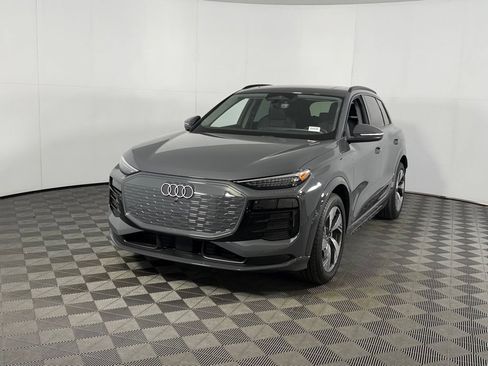 Used 2025 Audi Q6 e-tron Prestige w/ Black Warm Weather Package AWD/4WD image 4