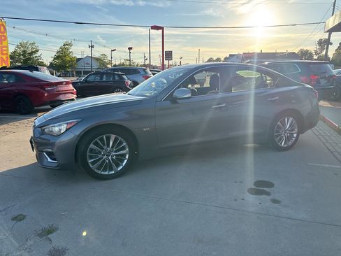 Used 2019 INFINITI Q50 Luxe w/ Essential Package (3.0T Luxe) AWD/4WD image 8
