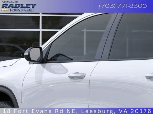 New 2026 Chevrolet Traverse LT w/ Enhanced Driving Package image 14