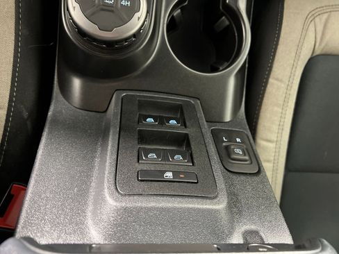 Used 2021 Ford Bronco Big Bend image 15