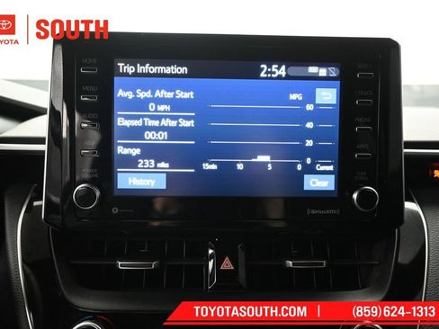 Used 2021 Toyota Corolla SE FWD image 17