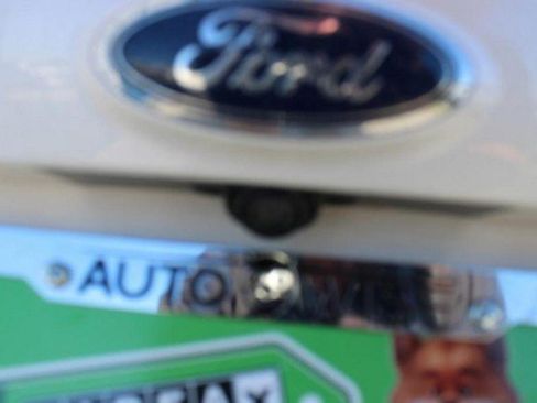 Used 2017 Ford Escape Titanium FWD image 9