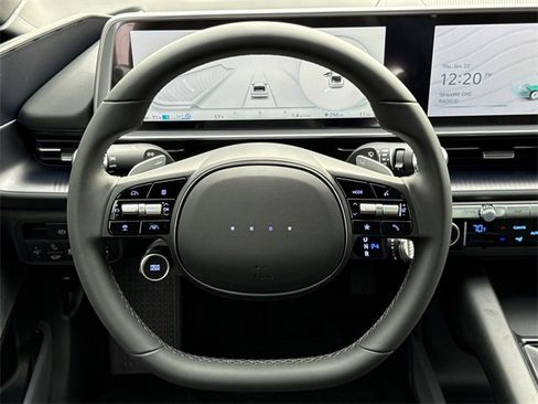 New 2025 Hyundai Ioniq 6 SE image 13
