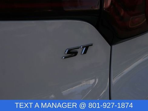 Used 2024 Buick Encore GX Sport Touring FWD image 9