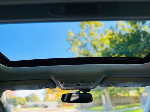 Used 2019 INFINITI Q50 Luxe w/ Essential Package (3.0T Luxe) image 16