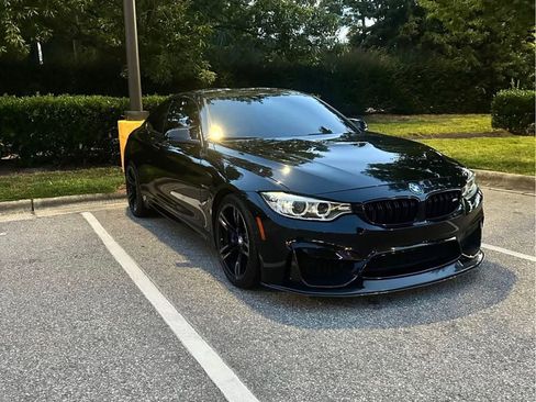 Used 2017 BMW M4 . image 7