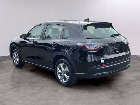 Used 2024 Honda HR-V LX image 6
