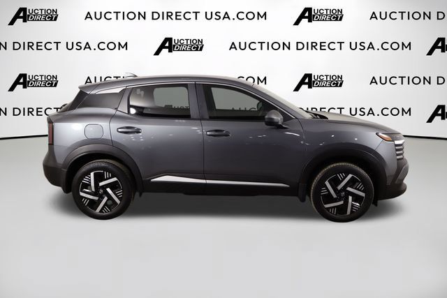 Used 2025 Nissan Kicks SV FWD image 40