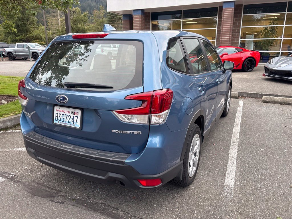 Used 2019 Subaru Forester AWD/4WD image 6