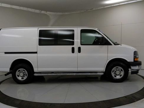 Used 2021 Chevrolet Express 2500 w/ Driver Convenience Package RWD image 2