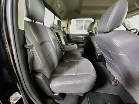 Used 2018 RAM 1500 Big Horn AWD/4WD image 24