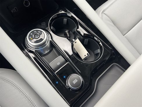 New 2026 Ford Explorer Platinum w/ LUX Leather Package image 8