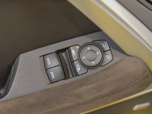 Used 2017 Chevrolet Camaro SS image 16