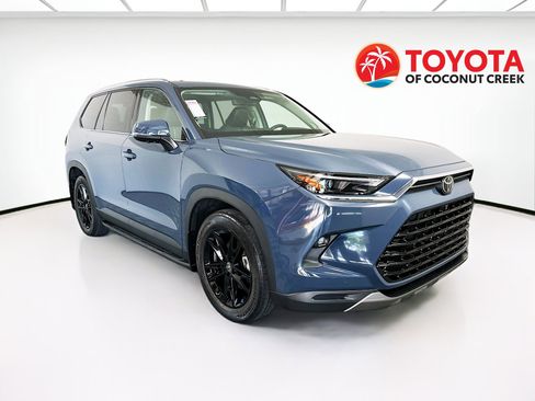 Used 2024 Toyota Grand Highlander Platinum image 1
