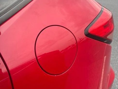 Used 2017 Honda HR-V LX image 7