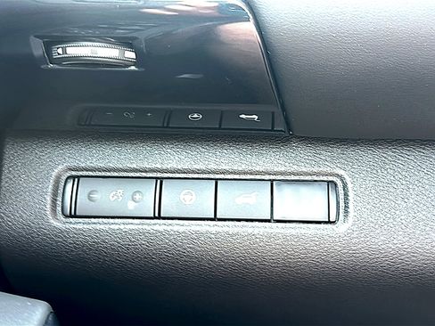 New 2026 Nissan Pathfinder SV image 26