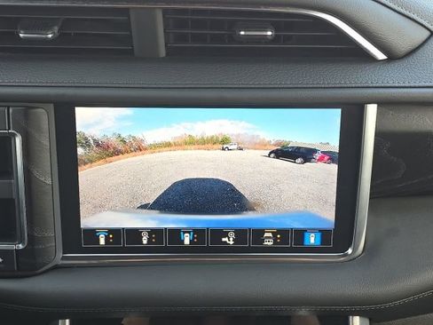 Used 2021 GMC Yukon XL Denali w/ LPO, Illumination Package image 38