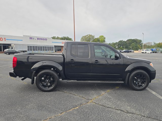 Used 2020 Nissan Frontier SV w/ Midnight Edition Floor Mats RWD image 2