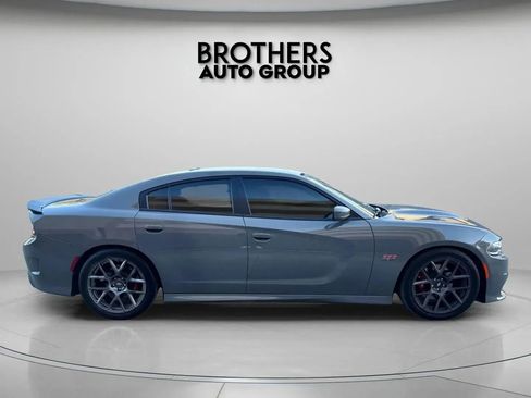 Used 2019 Dodge Charger Scat Pack w/ Plus Group image 11