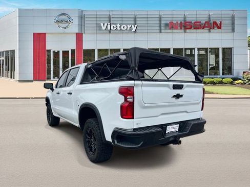Used 2023 Chevrolet Silverado 1500 ZR2 w/ Technology Package AWD/4WD image 5