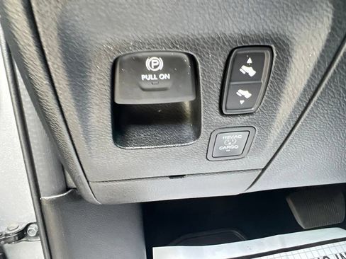 Used 2024 RAM 1500 Limited AWD/4WD image 47
