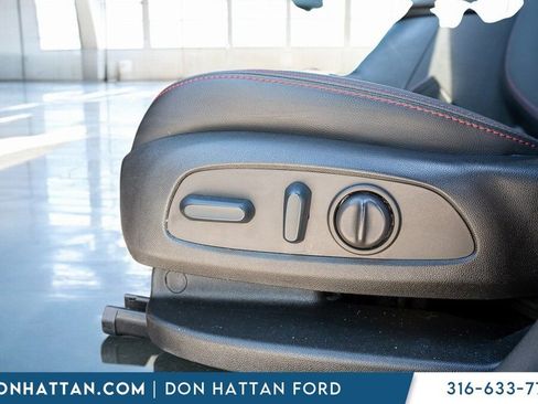 Used 2022 Chevrolet Equinox RS w/ LPO, Floor Liner Package image 17