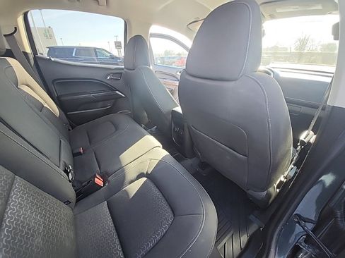 Used 2020 GMC Canyon SLE w/ Elevation Edition image 19