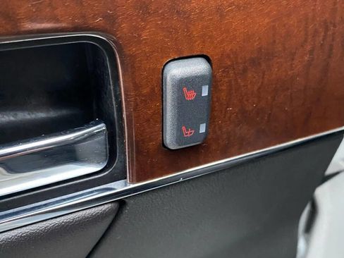 Used 2013 Lincoln MKX FWD image 25