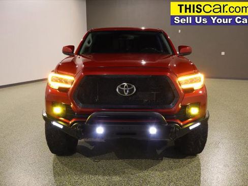 Used 2019 Toyota Tacoma SR5 image 10