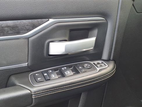 Certified 2024 RAM 2500 Big Horn w/ Night Edition image 4