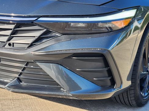 Used 2026 Hyundai Elantra Sport FWD image 9