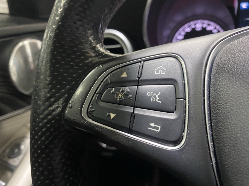 Used 2015 Mercedes-Benz C 300 4MATIC Sedan image 12