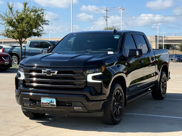 Used 2024 Chevrolet Silverado 1500 High Country w/ Midnight Edition AWD/4WD image 7