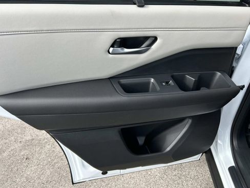 New 2026 Nissan Pathfinder SL w/ SL Premium Package AWD/4WD image 19