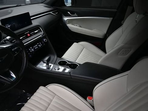 Used 2024 Genesis G70 2.5T w/ Sport Prestige Package RWD image 15