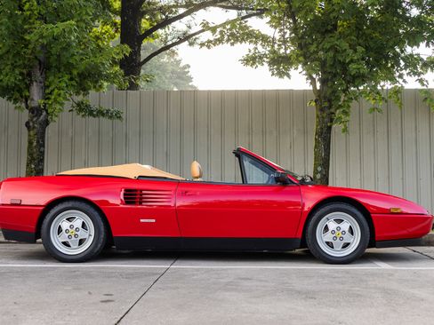 Used 1989 Ferrari Mondial T image 8