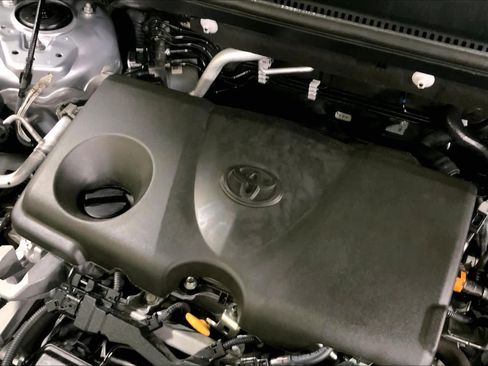 Used 2025 Toyota RAV4 XLE w/ Weather Package AWD/4WD image 33