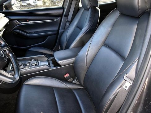 Used 2021 MAZDA MAZDA3 s image 17