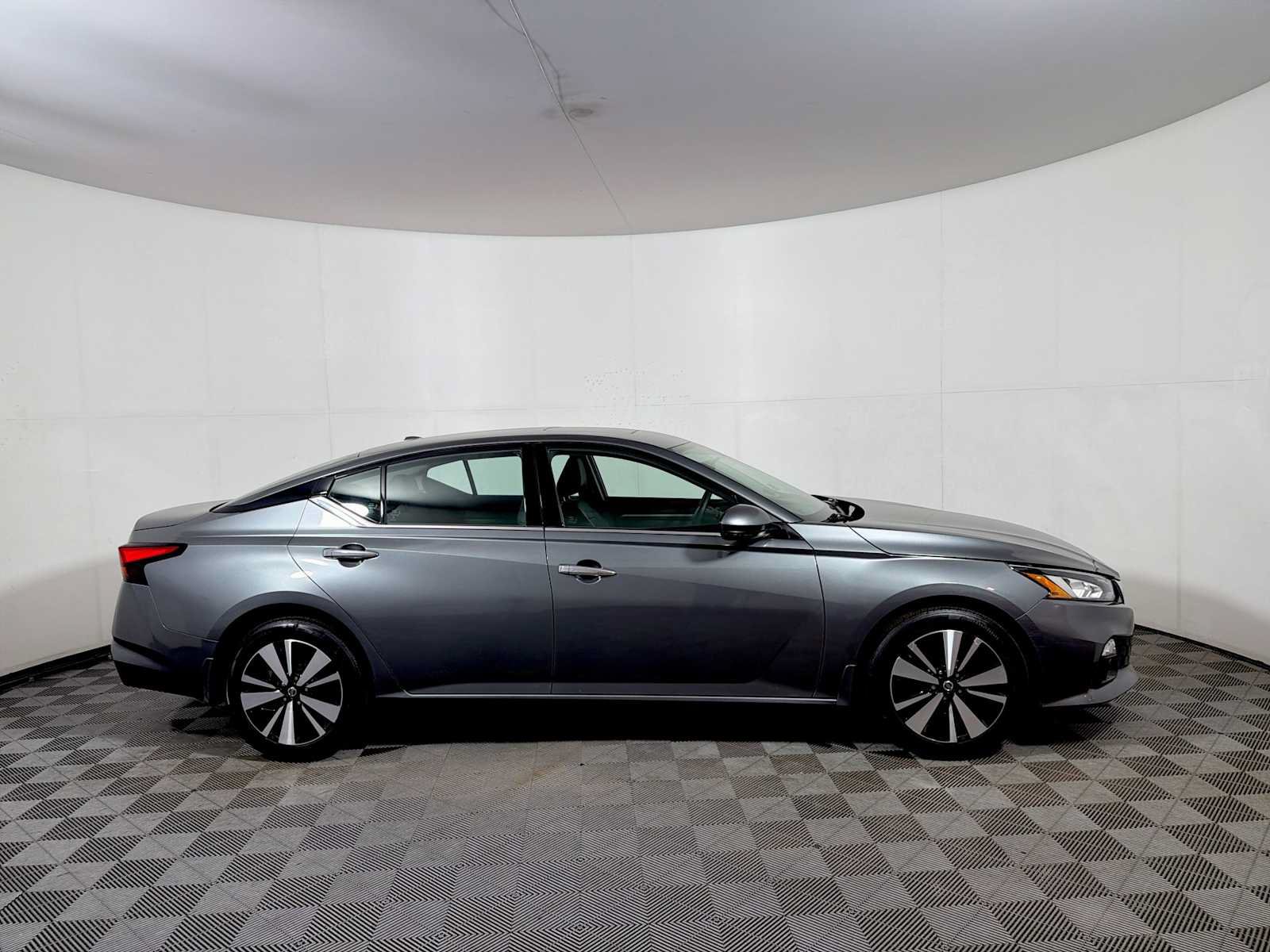 Used 2021 Nissan Altima 2.5 SL AWD/4WD image 7