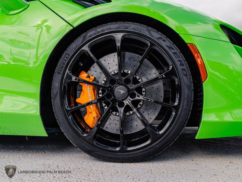 Used 2025 McLaren Artura Spider RWD image 34