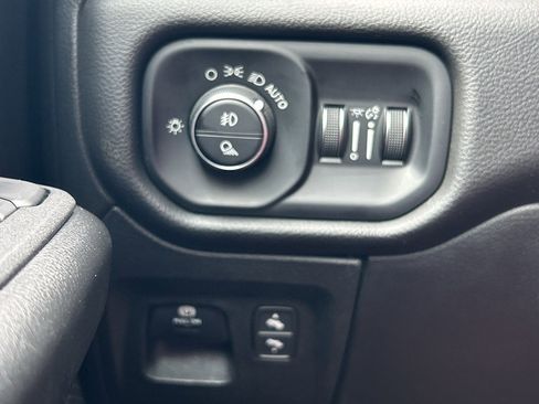 Used 2025 RAM 1500 Big Horn image 15